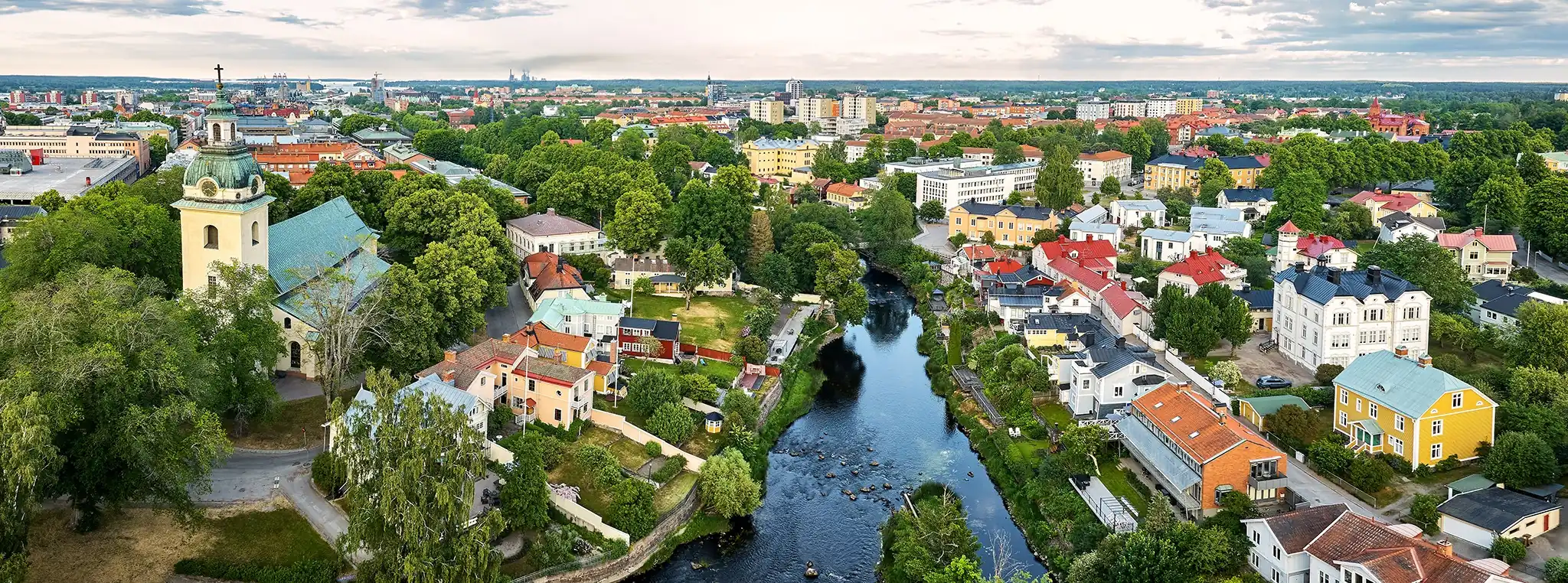Vy över Gävle där MBA erbjuder fastighetsförvaltning