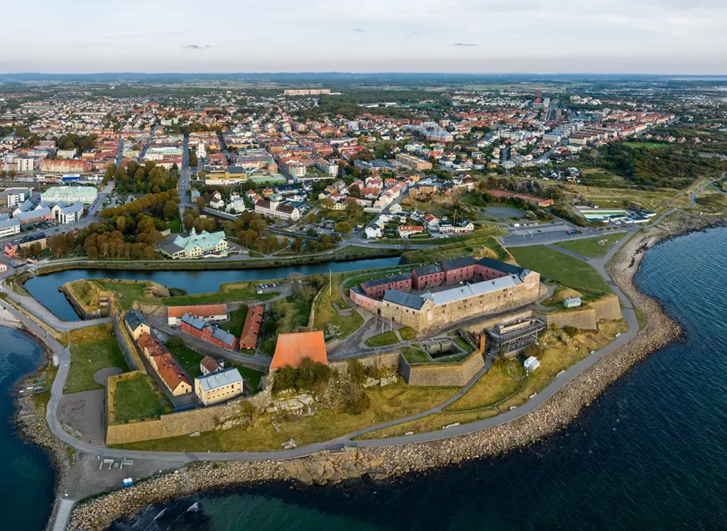 Vy över fastigheter i Varberg